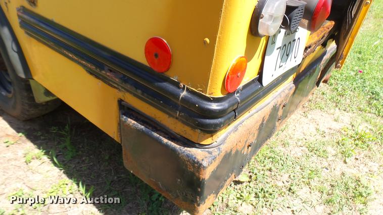 image for item DM9026 1998 Ford Econoline Super Duty school bus