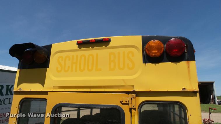 image for item DM9026 1998 Ford Econoline Super Duty school bus