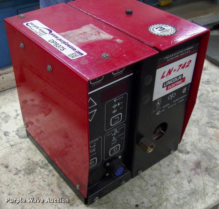 image for item DP9375 Lincoln LN-742 wire feeder