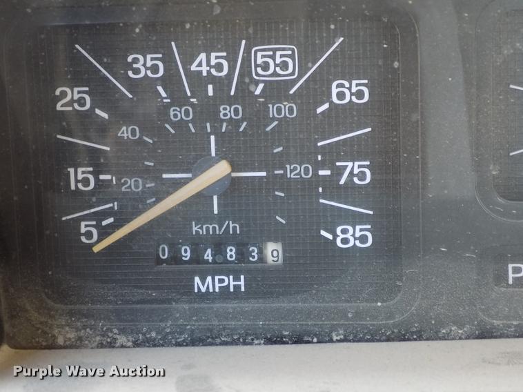 image for item DP9387 1986 Ford F150 pickup truck