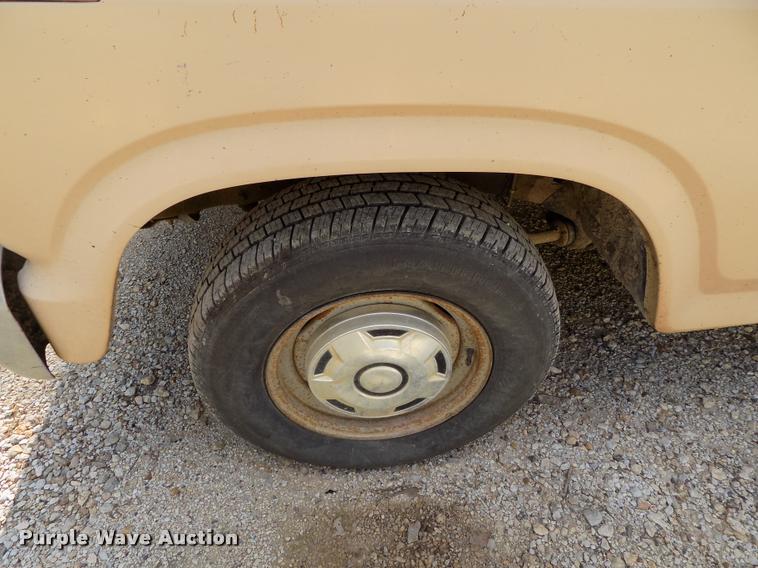 image for item DP9387 1986 Ford F150 pickup truck