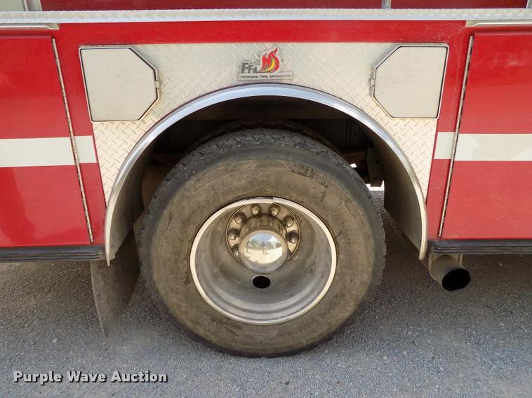image for item DP9392 1994 Spartan Metro Star fire truck