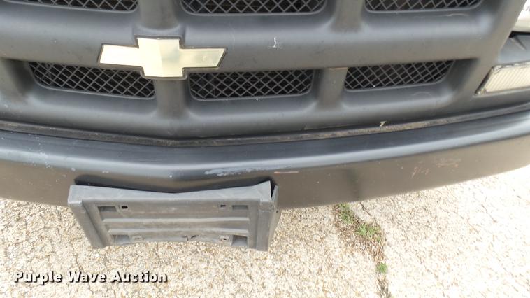 image for item DQ9059 1991 Chevrolet Silverado 1500 pickup truck