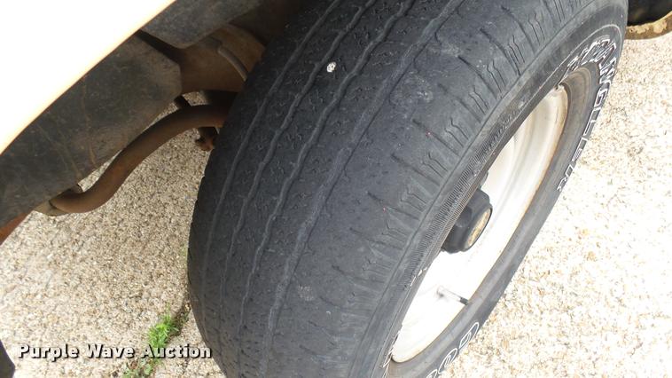 image for item DQ9059 1991 Chevrolet Silverado 1500 pickup truck