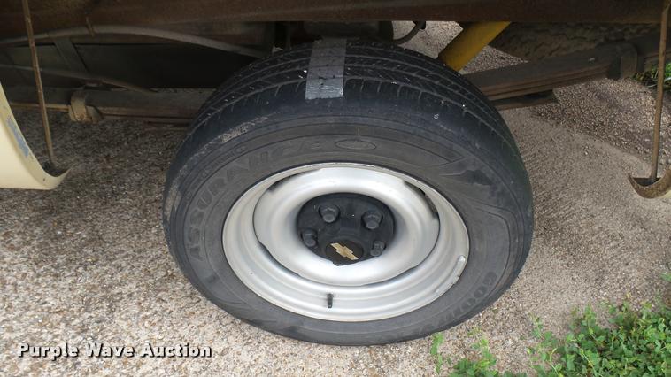 image for item DQ9059 1991 Chevrolet Silverado 1500 pickup truck