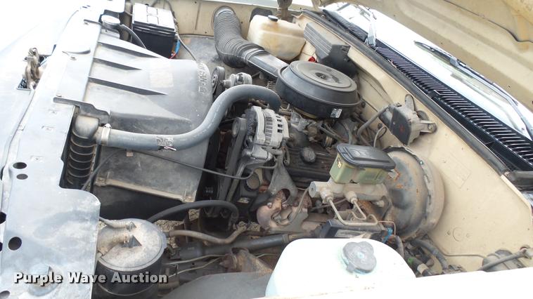 image for item DQ9059 1991 Chevrolet Silverado 1500 pickup truck