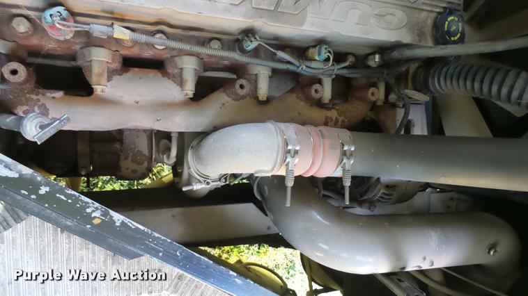 image for item DQ9181 2003 Blue Bird TC2000 school bus