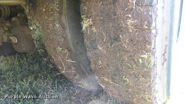 image for item DQ9181 2003 Blue Bird TC2000 school bus