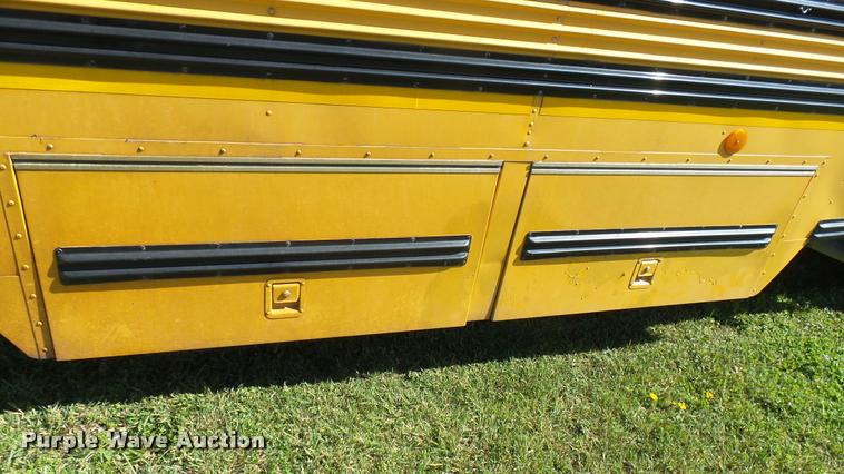 image for item DQ9181 2003 Blue Bird TC2000 school bus