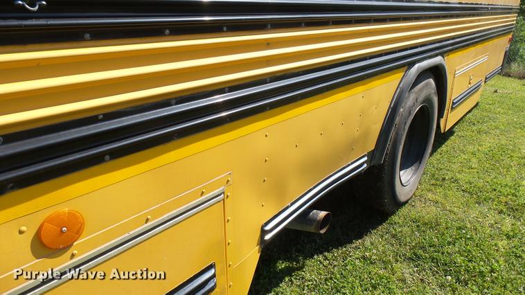 image for item DQ9181 2003 Blue Bird TC2000 school bus