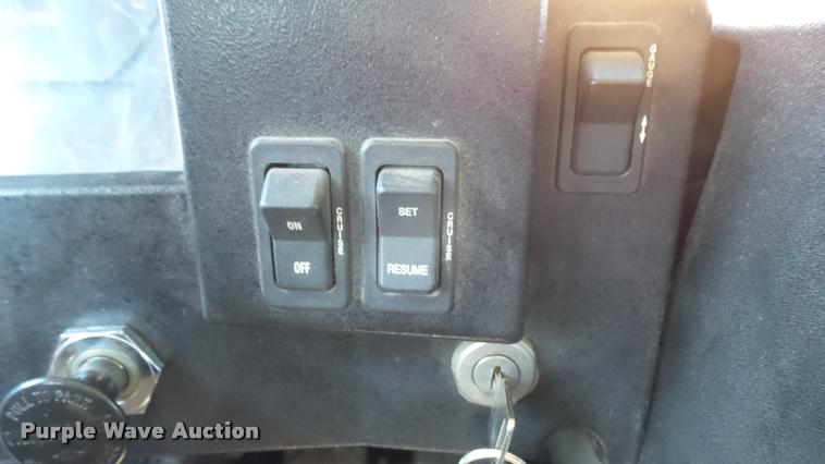 image for item DQ9182 2000 Blue Bird TC2000 school bus