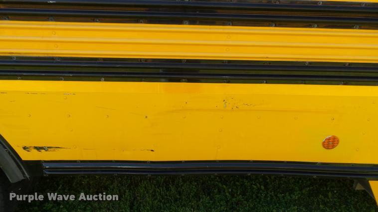 image for item DQ9182 2000 Blue Bird TC2000 school bus