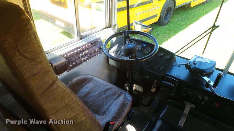 image for item DQ9183 2001 Blue Bird TC2000 school bus