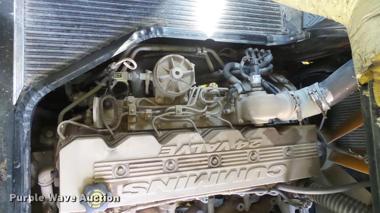 image for item DQ9183 2001 Blue Bird TC2000 school bus