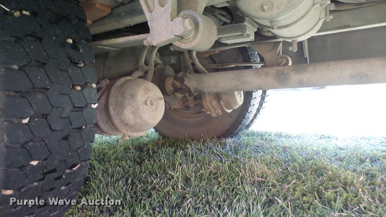 image for item DQ9183 2001 Blue Bird TC2000 school bus