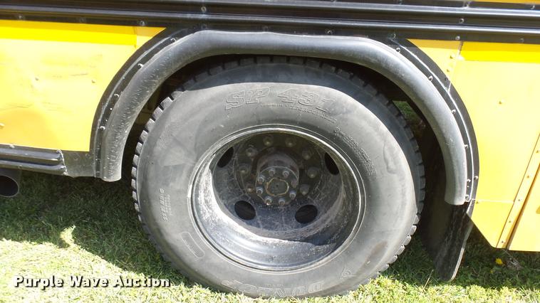 image for item DQ9183 2001 Blue Bird TC2000 school bus