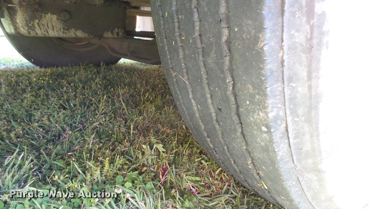 image for item DQ9183 2001 Blue Bird TC2000 school bus