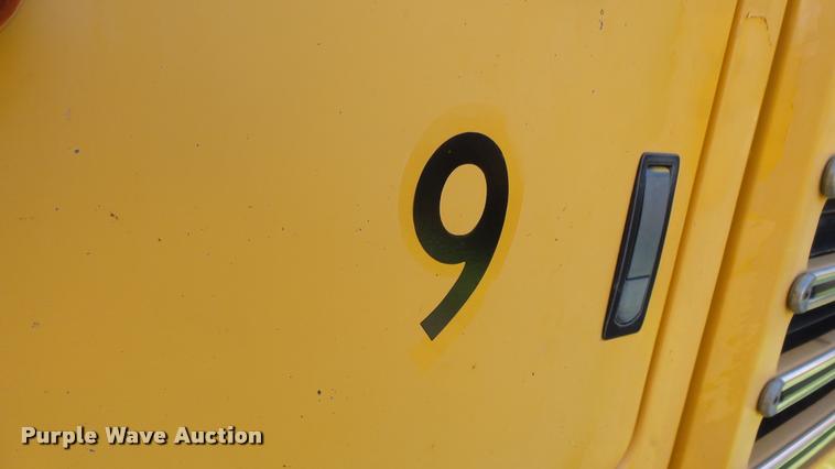 image for item DQ9185 2001 Blue Bird TC2000 school bus