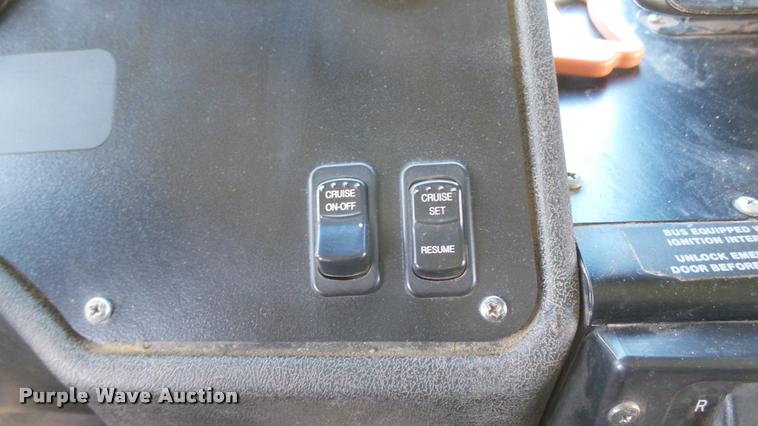 image for item DQ9185 2001 Blue Bird TC2000 school bus