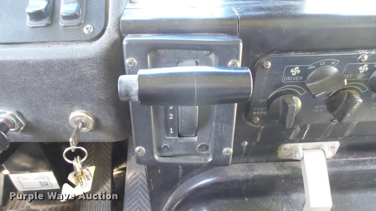 image for item DQ9185 2001 Blue Bird TC2000 school bus