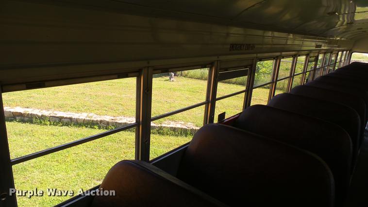 image for item DQ9185 2001 Blue Bird TC2000 school bus