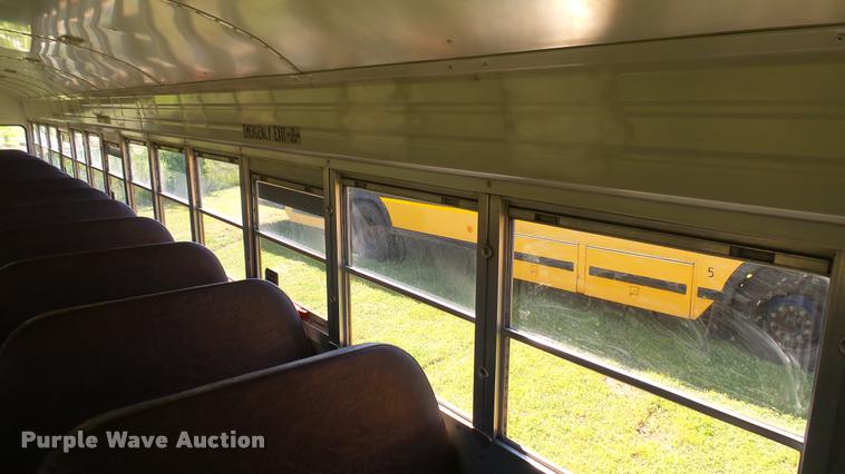 image for item DQ9185 2001 Blue Bird TC2000 school bus