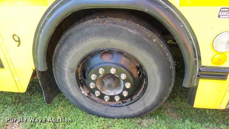 image for item DQ9185 2001 Blue Bird TC2000 school bus