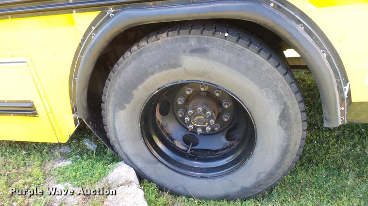 image for item DQ9185 2001 Blue Bird TC2000 school bus