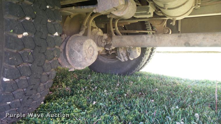 image for item DQ9185 2001 Blue Bird TC2000 school bus