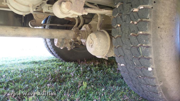 image for item DQ9185 2001 Blue Bird TC2000 school bus