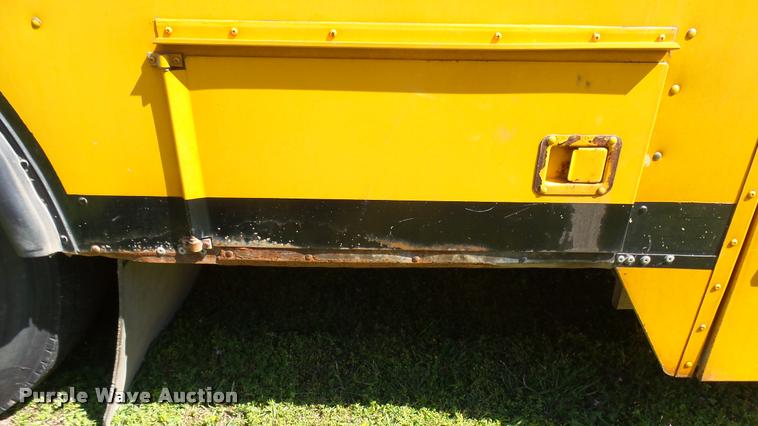 image for item DQ9185 2001 Blue Bird TC2000 school bus