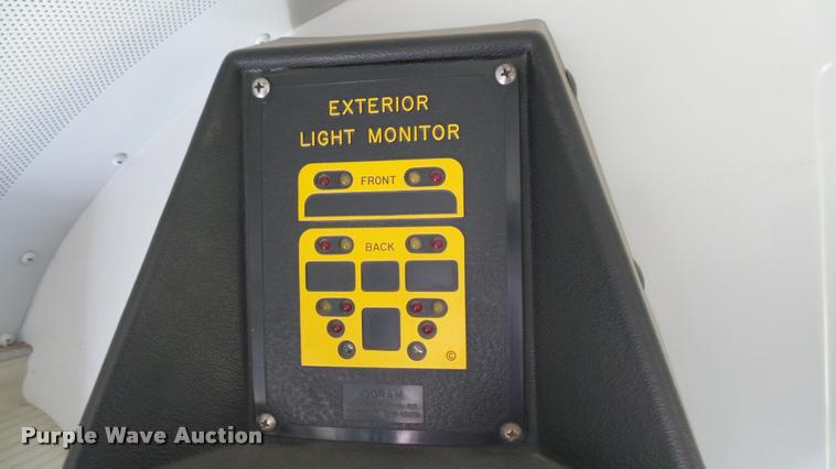 image for item DQ9186 2005 Blue Bird All American school bus