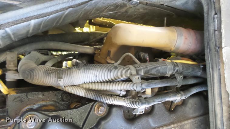 image for item DQ9186 2005 Blue Bird All American school bus