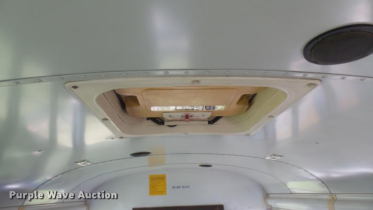 image for item DQ9186 2005 Blue Bird All American school bus