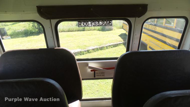 image for item DQ9186 2005 Blue Bird All American school bus