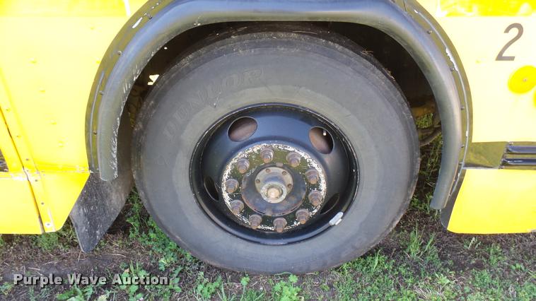 image for item DQ9186 2005 Blue Bird All American school bus