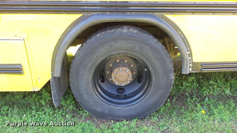 image for item DQ9186 2005 Blue Bird All American school bus