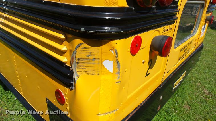 image for item DQ9186 2005 Blue Bird All American school bus