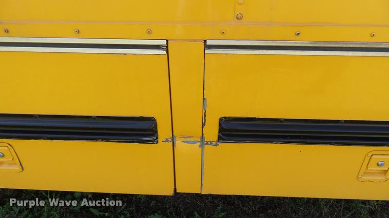 image for item DQ9186 2005 Blue Bird All American school bus