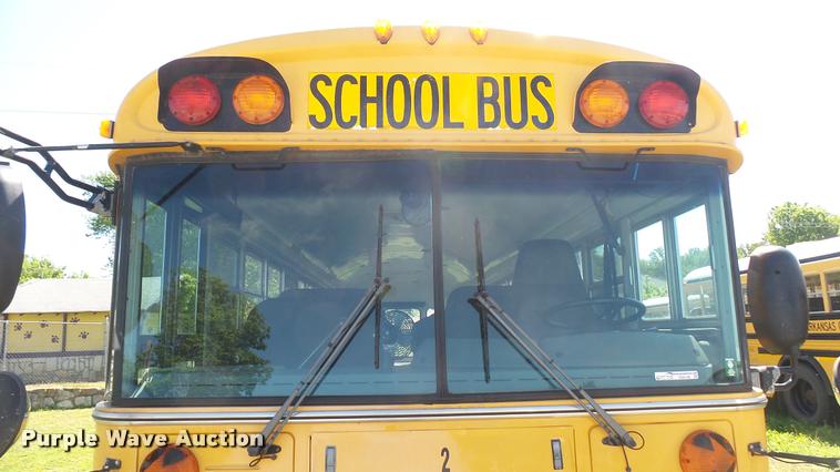 image for item DQ9186 2005 Blue Bird All American school bus