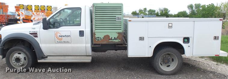 image for item DQ9206 2009 Ford F450 Super Duty service truck