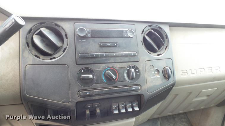 image for item DQ9206 2009 Ford F450 Super Duty service truck