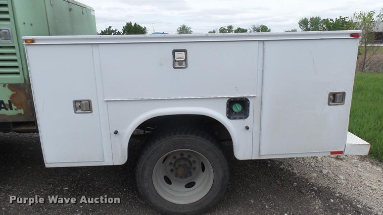 image for item DQ9206 2009 Ford F450 Super Duty service truck