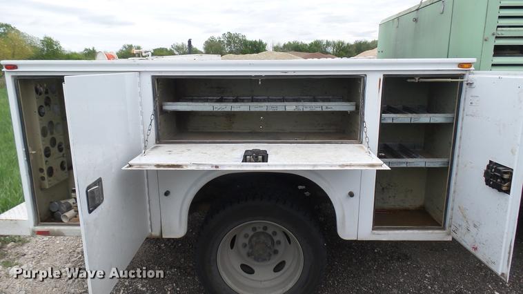 image for item DQ9206 2009 Ford F450 Super Duty service truck