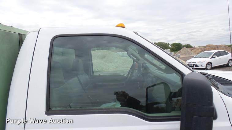 image for item DQ9206 2009 Ford F450 Super Duty service truck
