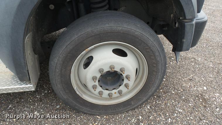 image for item DQ9206 2009 Ford F450 Super Duty service truck