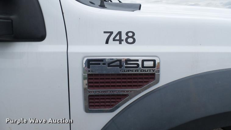 image for item DQ9206 2009 Ford F450 Super Duty service truck
