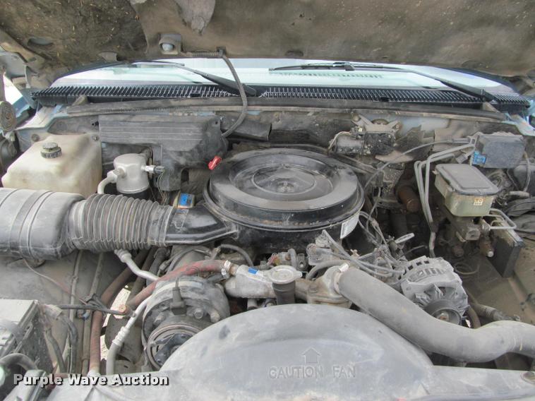 image for item J2562 1991 Chevrolet 3500 flatbed pickup truck