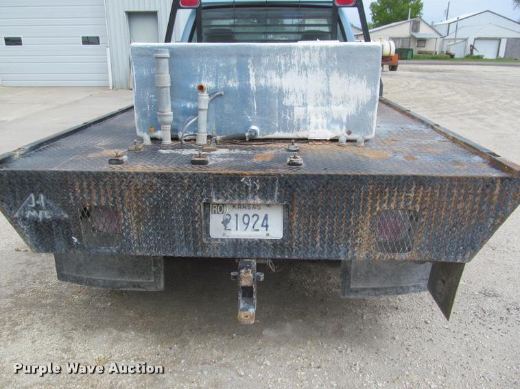 image for item J2562 1991 Chevrolet 3500 flatbed pickup truck
