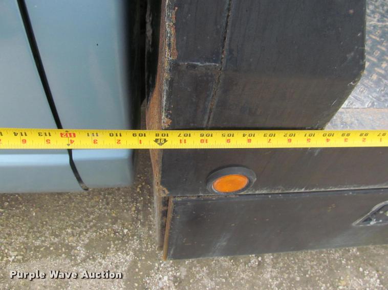 image for item J2562 1991 Chevrolet 3500 flatbed pickup truck